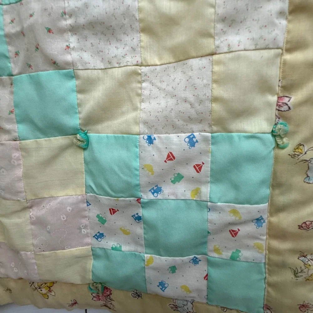 Vintage Handmade Patchwork Baby Quilt Pastel Teddy‎ Bear Bunny Blanket 38x53